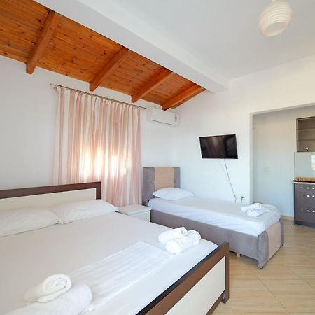 Guesthouse Blue Sky كساميل المظهر الخارجي الصورة