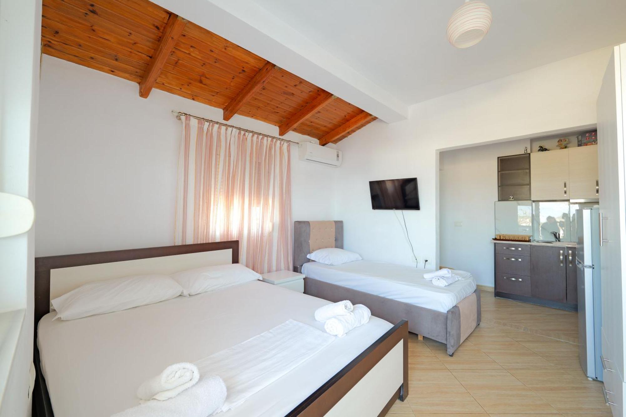 Guesthouse Blue Sky كساميل المظهر الخارجي الصورة